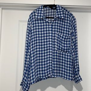 White/blue checkered flowy button down